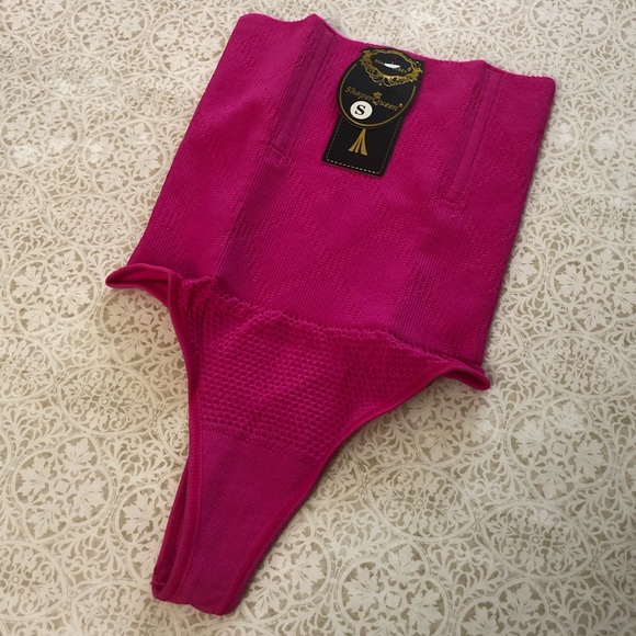 Shape Wear - Picture 5 of 7